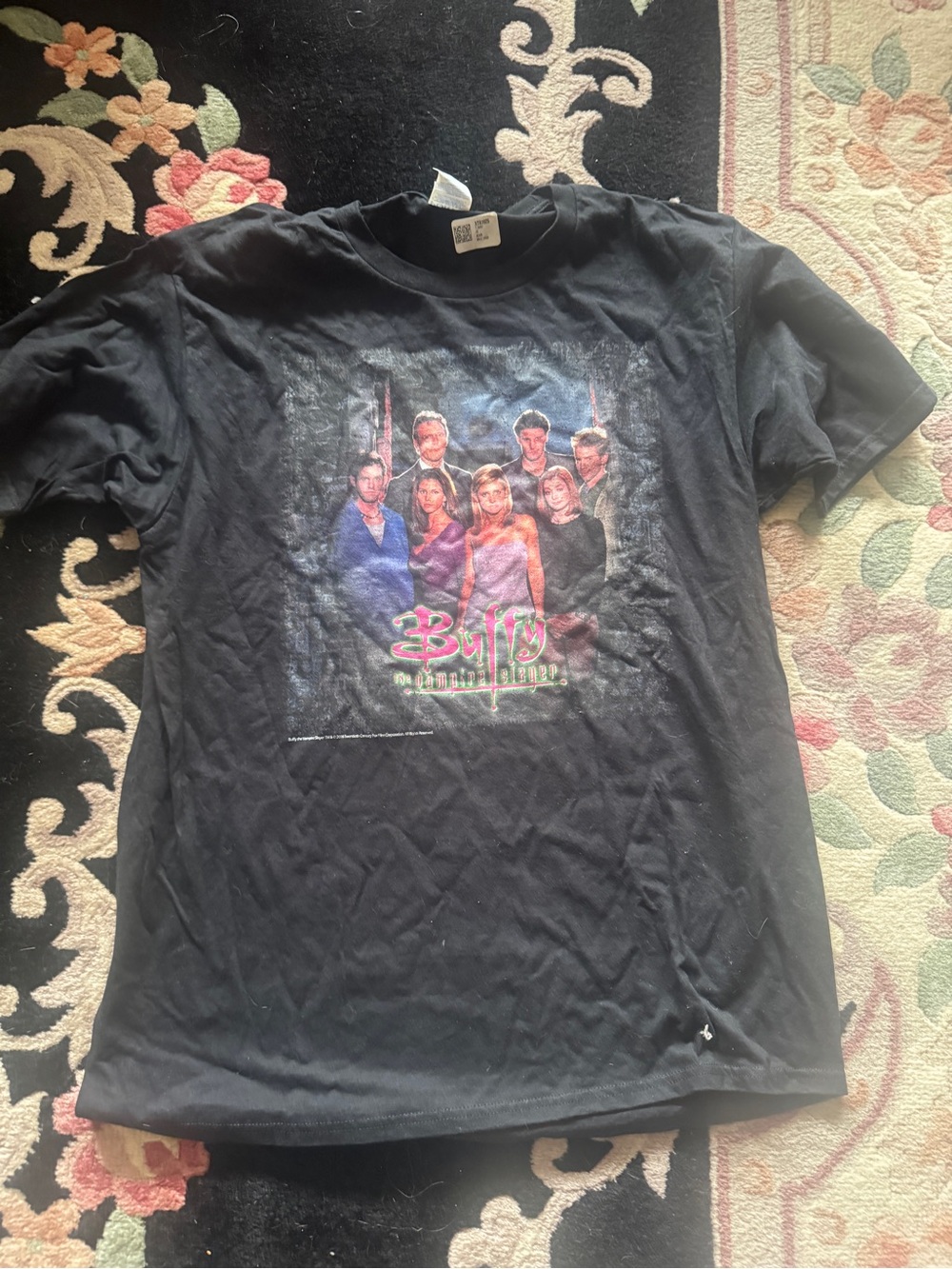 Buffy The Vampire Slayer Cast Graphic Tee - Black
